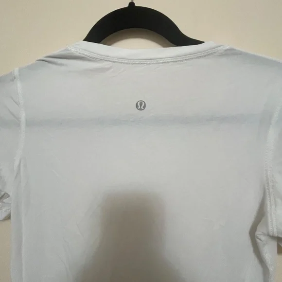 lululemon Tee - Picture 3 of 3